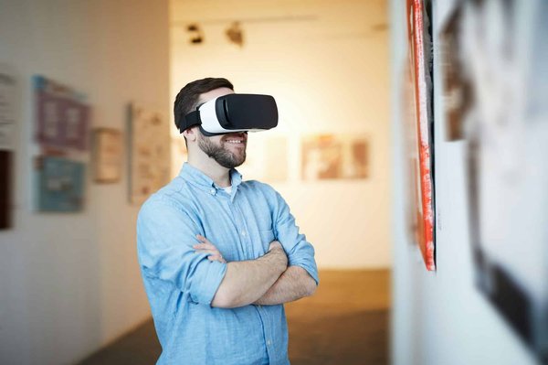What Are the Advances in VR for Interactive UK Museum Exhibits?